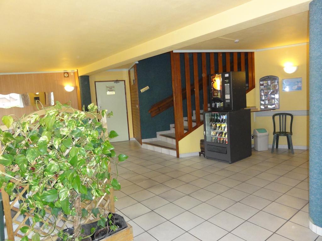 Symp'Hotel Nivolas-Vermelle Extérieur photo