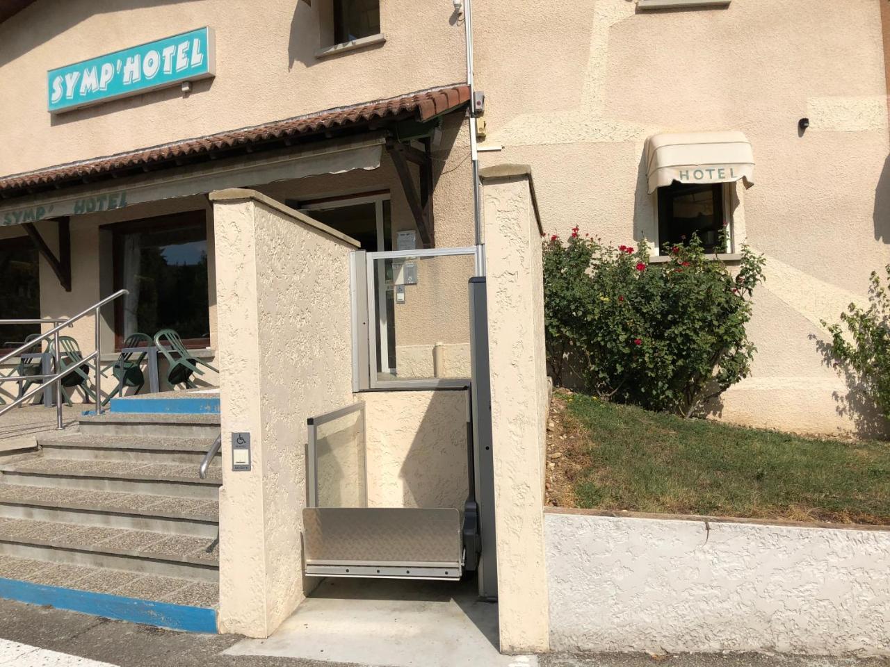 Symp'Hotel Nivolas-Vermelle Extérieur photo