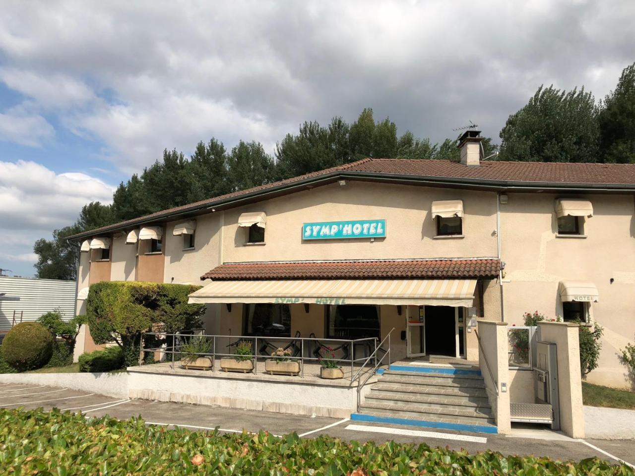 Symp'Hotel Nivolas-Vermelle Extérieur photo