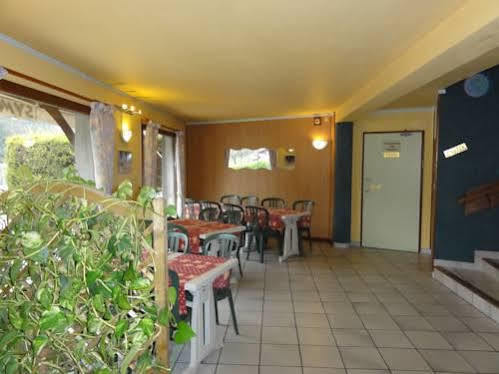 Symp'Hotel Nivolas-Vermelle Extérieur photo